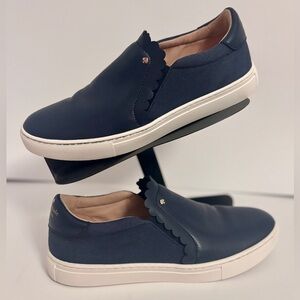 Kate Spade Aleta Scallop Slip-On sneaker in navy blue leather and canvas size 6